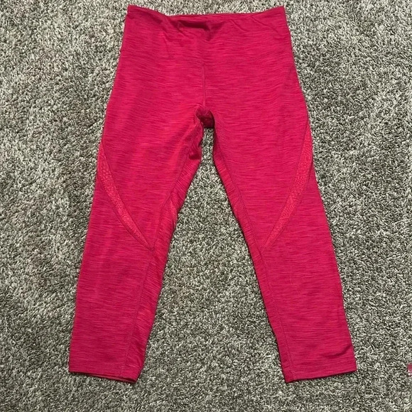Women’s Nannette Pink Leggings Crops - Size S (no tag) - Picture 1 of 2